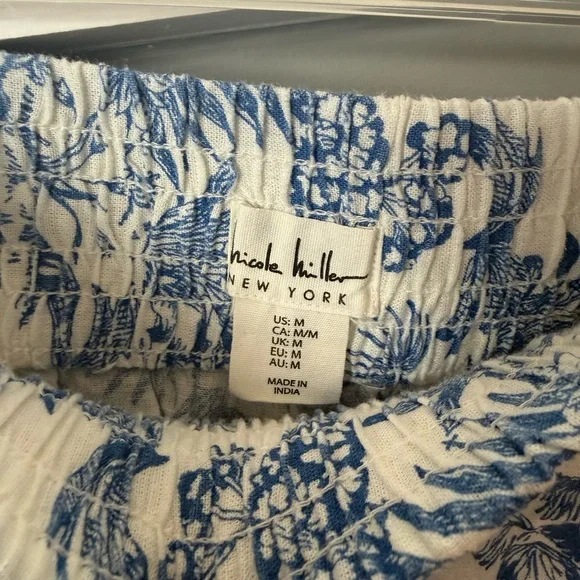 Blue & White Printed Women’s Lightweight summer pants! - Picture 5 of 5